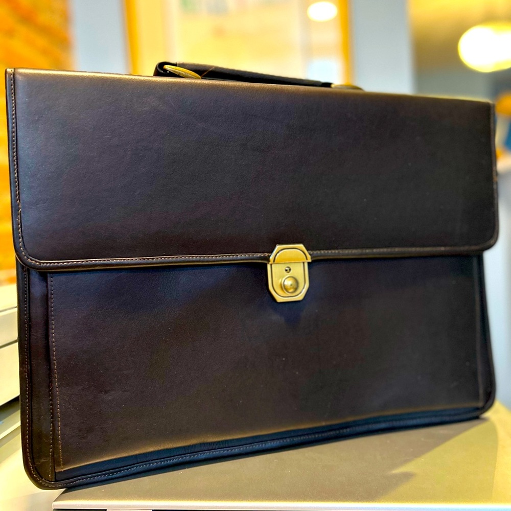 Handcrafted Unisex Calf Leather Authentic Colombian Briefcase 💼 100%Leather.